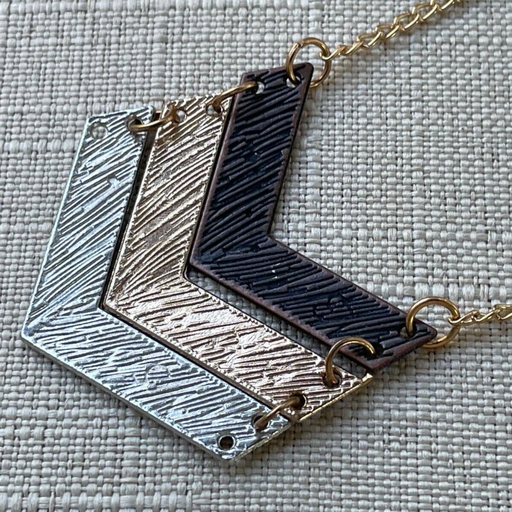 Women Necklace Tri Color Pendant Fashion Necklace Jewelry Silver Gold Brown - Picture 6 of 9